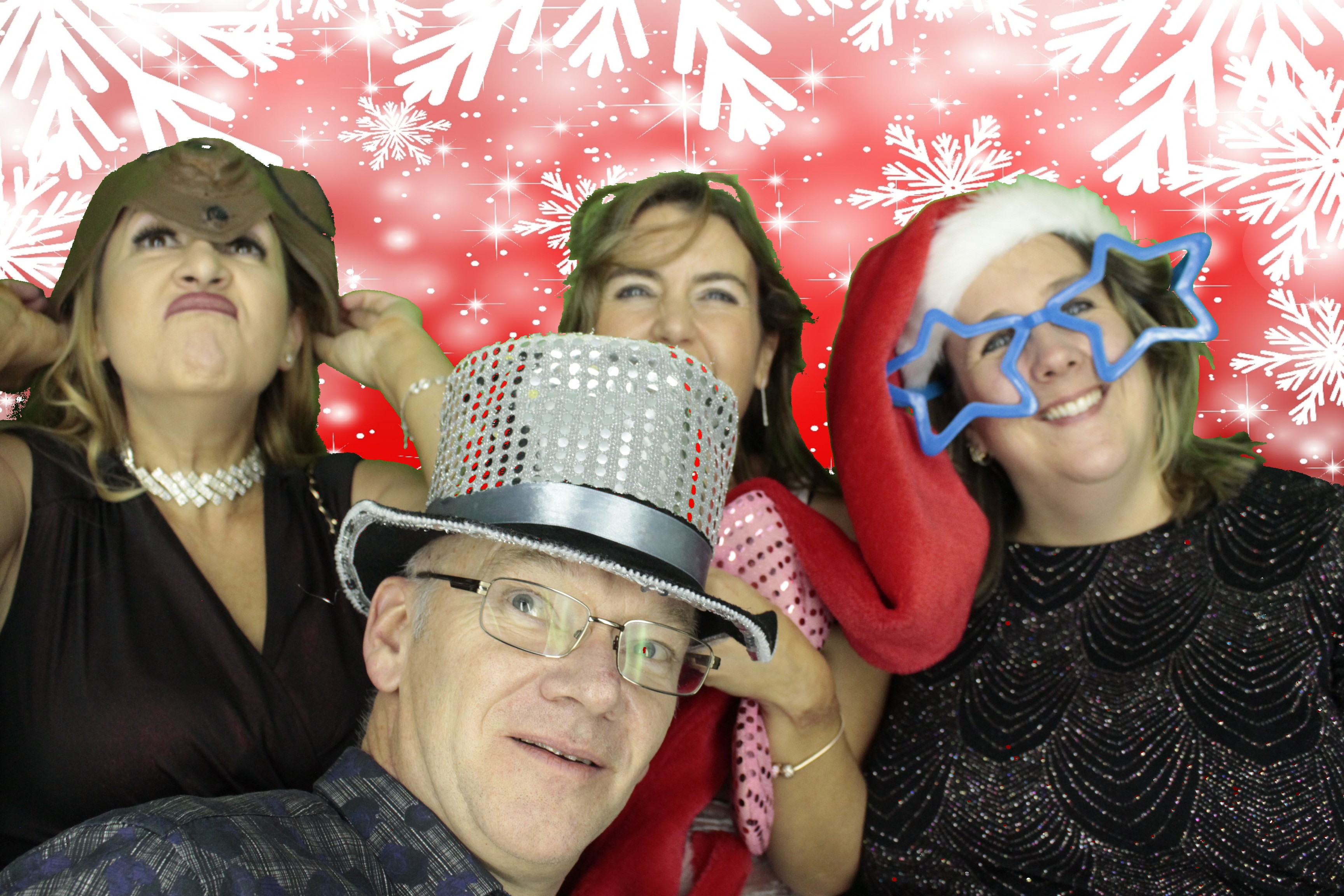 Ocean Network Express Christmas Party 2019 | View more photos from the event at gallery.myphotoboothexperience.co.uk/u/MyPhotoBoothExperienceLtd/Ocean-Network-Express-Christmas-Party-2019